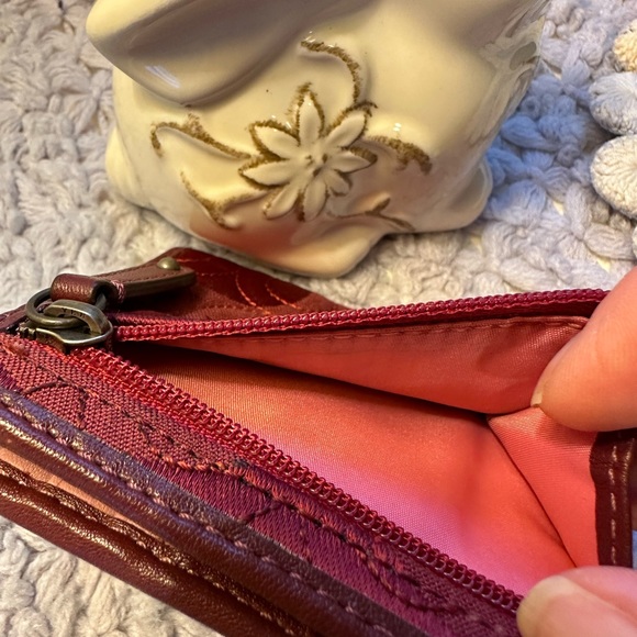 Authentic Coach Signature Satin & Leather Wallet in Beautiful Burgundy & Pink! - Picture 5 of 10